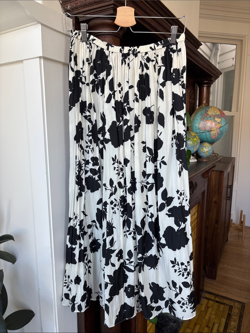 Black and White Floral Pleated Midi Skirt